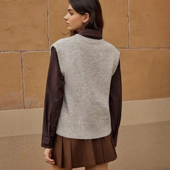 Trendy Khaki Women's Sweater Vest - Sleeveless Knit with Playful Pear Graphic - Picture 5 of 7